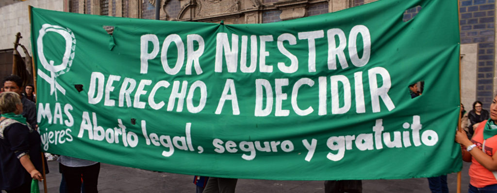 Congreso de Aguascalientes aprueba reforma que criminaliza el aborto; feministas señalan un retroceso para los derechos de las mujeres